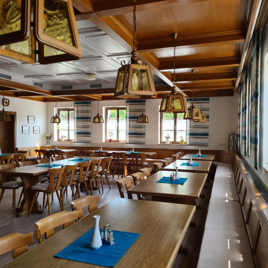 Gasthaus Schoellmann Feuchtwangen Exterior photo